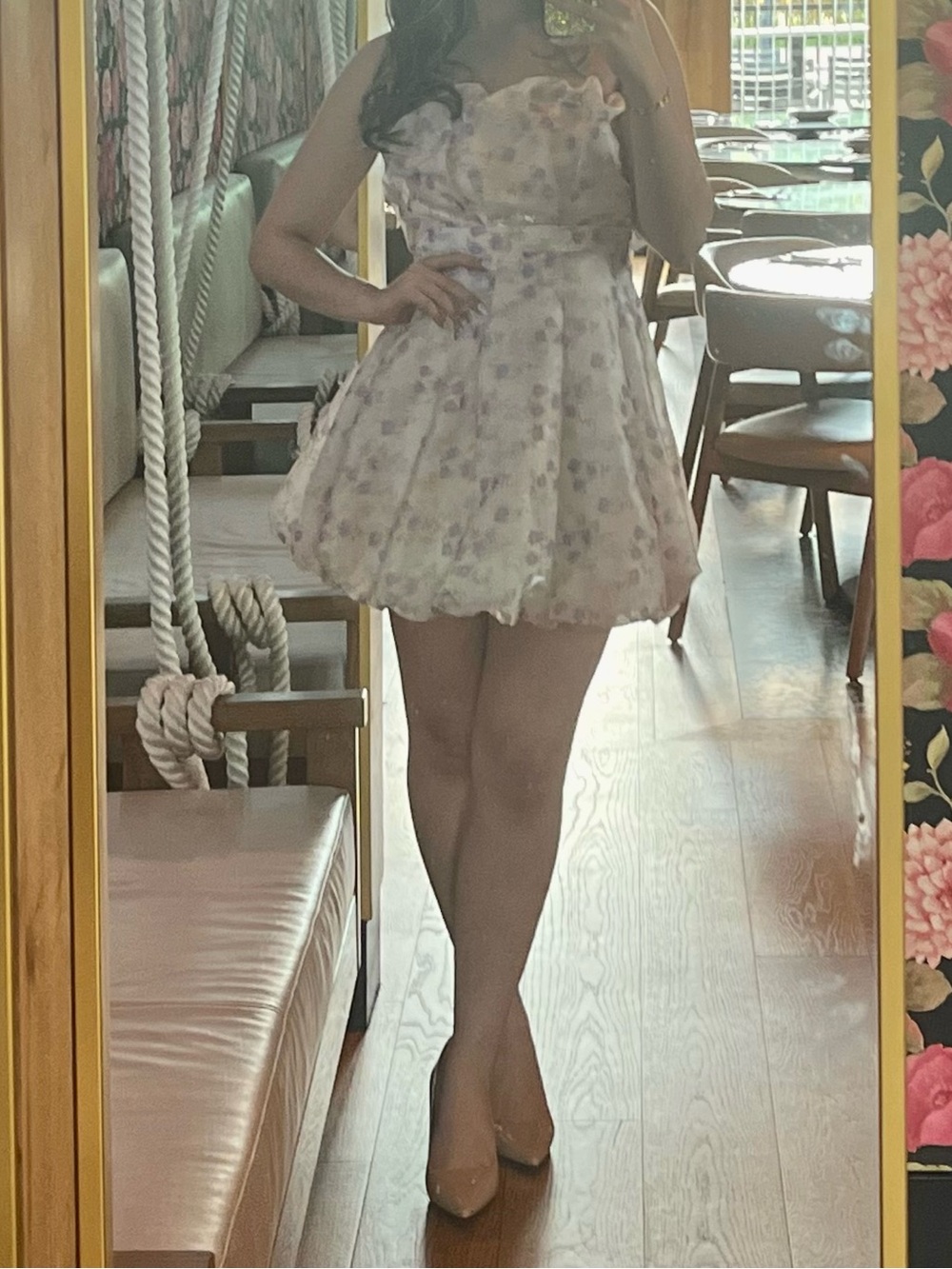 Storia White Floral Puffy Mini Dress – Size M